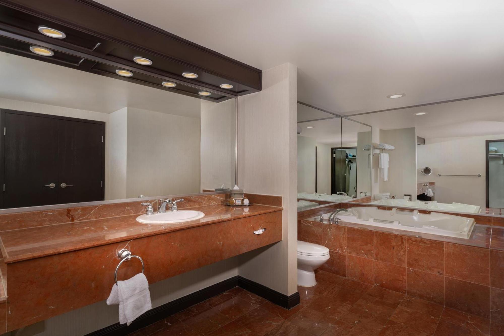 Treasure Island - Ti Vegas & Casino Resort 4*